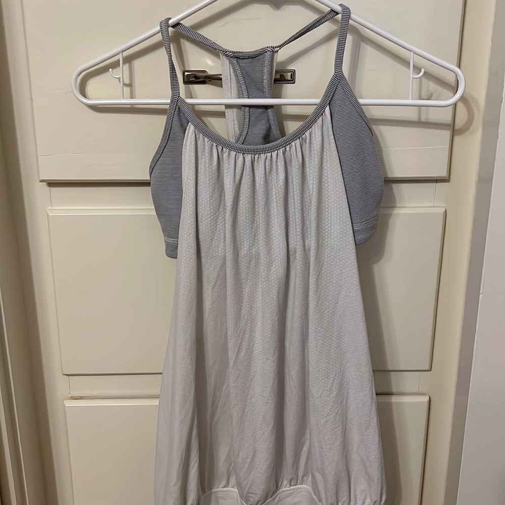 Cute white and gray stripe yoga top